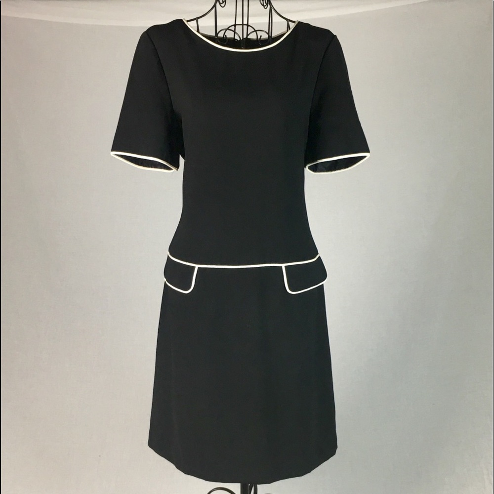 VINTAGE JONES NEW YORK BLACK W/WHITE TRIM SIZE 8